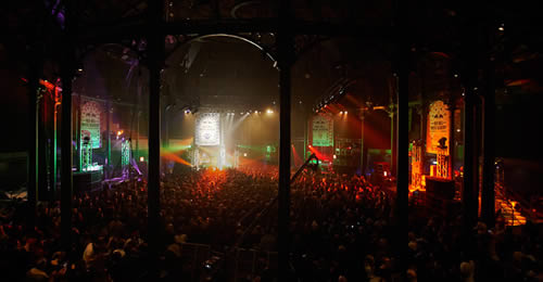 <b>�������� ������� Dirt Soundsystem</b> �������� <b>Red Bull Music Academy</b>