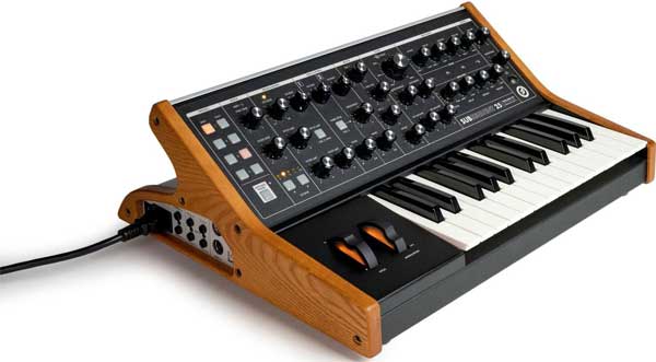   NAMM 2020  <strong>MOOG</strong>    Moog Subsequent 25